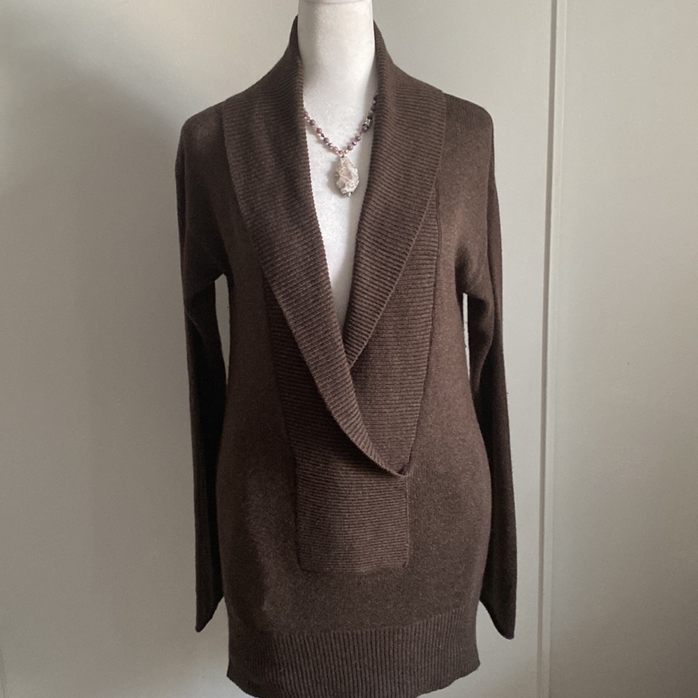 Vintage Banana Republic Women’s Long Wide Collar Surplice Angora Blend Sweater - Picture 8 of 8